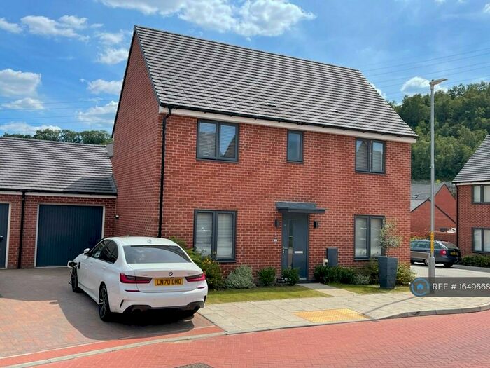 3 Bedroom Detached House To Rent In Flint Rise, Ebbsfleet Valley, Swanscombe, DA10