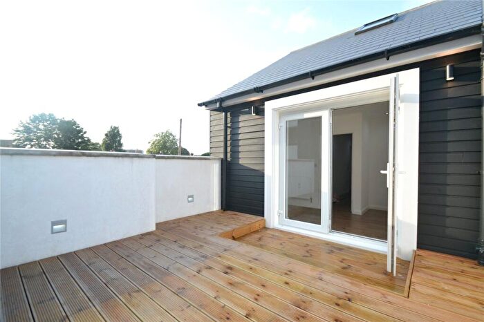 1 Bedroom Apartment To Rent In Hastings Place, Croydon, CR0
