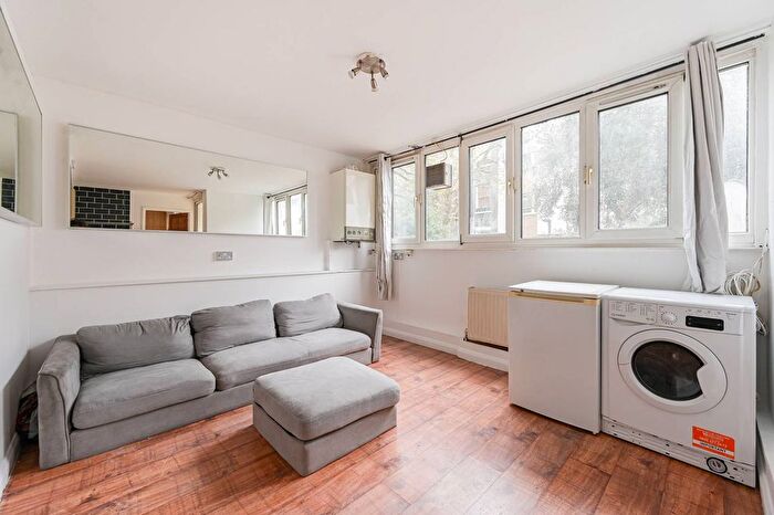 1 Bedroom Flat To Rent In Finborough Road, Chelsea, London, SW10