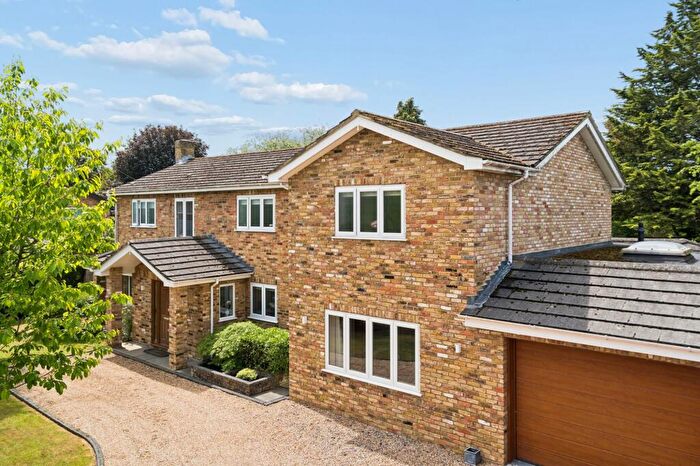 4 Bedroom Detached House For Sale In Howe Drive, Beaconsfield, HP9