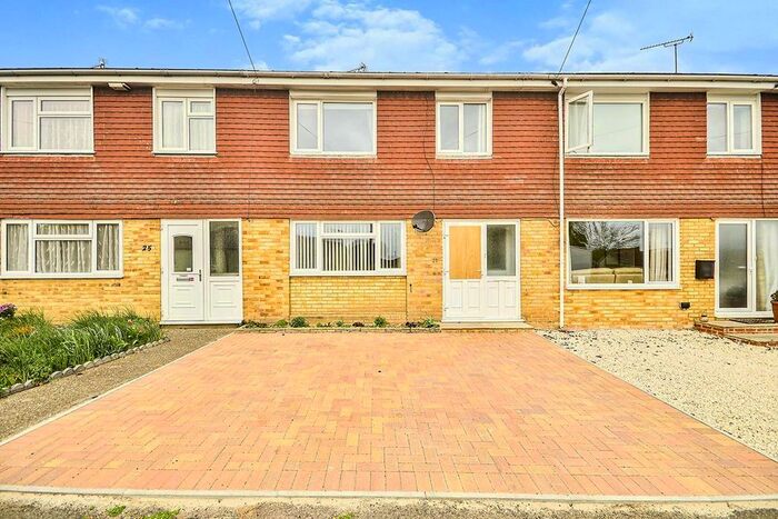 3 Bedroom Terraced House To Rent In Pilots Avenue, Deal, Kent, CT14