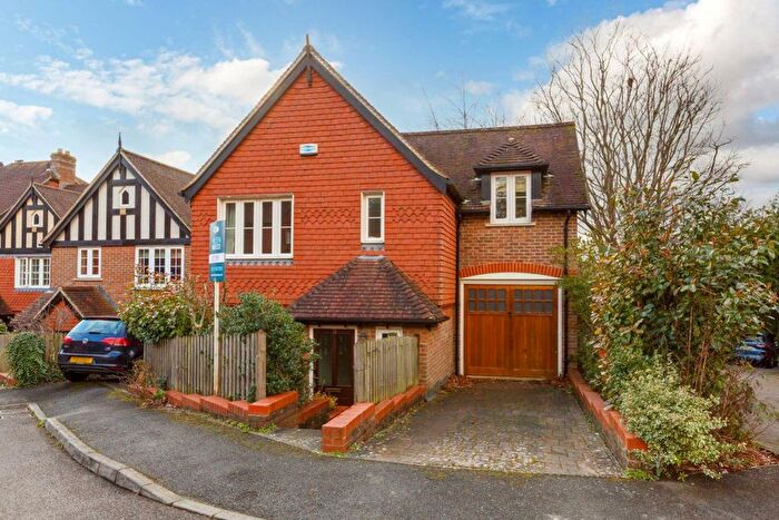 3 Bedroom Detached House To Rent In Amherst Place, Sevenoaks, TN13