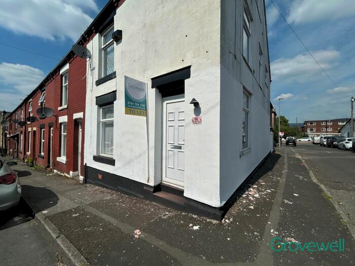 4 Bedroom Terraced House To Rent In Buckley Street, Stalybridge, SK15