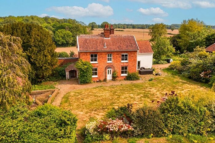 6 Bedroom Property For Sale In Caistor Lane, Caistor St. Edmund, Norwich, NR14