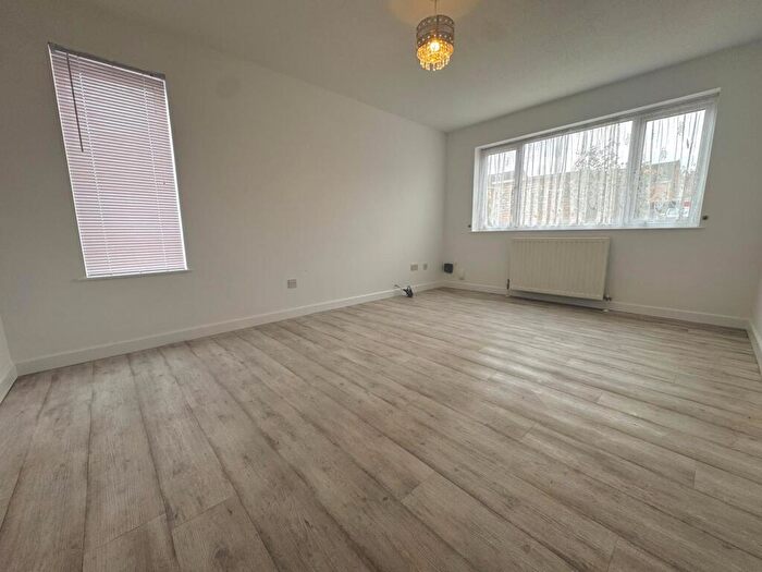 2 Bedroom Flat To Rent In Helmsdale, Swindon, SN25