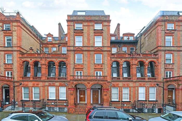 2 Bedroom Flat To Rent In Courtfield Road, London, SW7