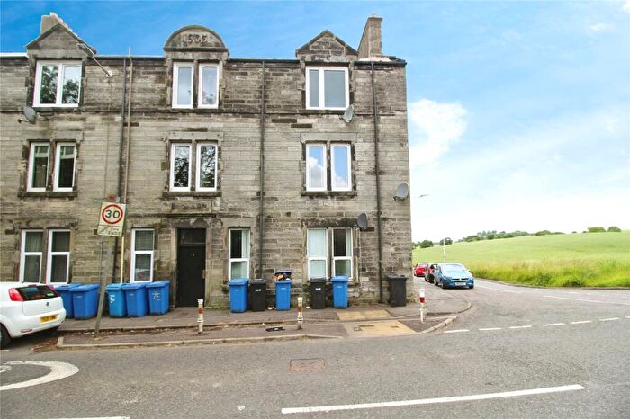 2 Bedroom Flat To Rent In William Street, Dunfermline, Fife, KY12
