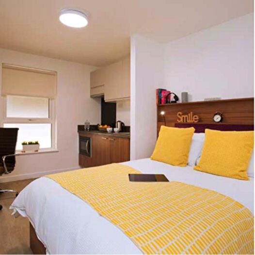 Studio To Rent In Phoenix Place, Prince Edwin Street, Liverpool, Merseyside, L5
