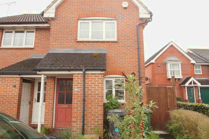 2 Bedroom House To Rent In Chapels Close, Cippenham, SL1