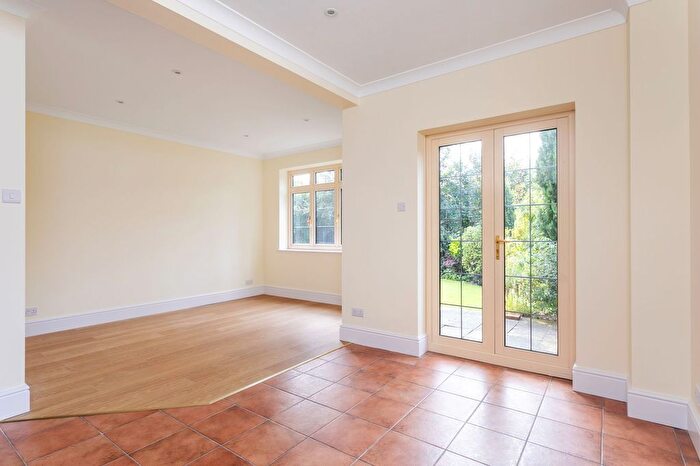 5 Bedroom Detached House For Sale In St. Giles Close, Winchester, SO23
