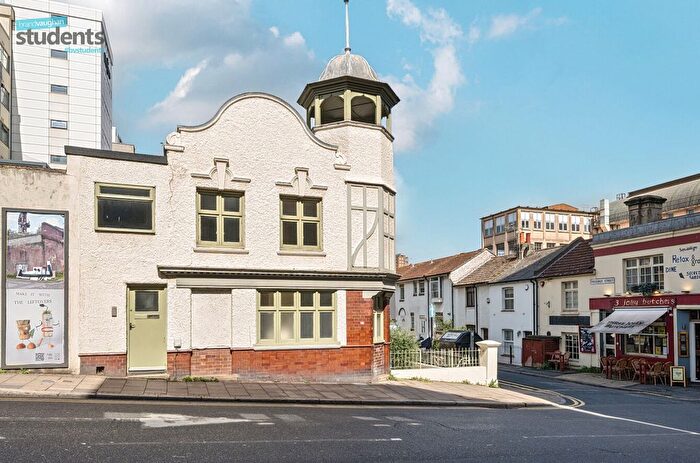3 Bedroom Flat To Rent In North Road, Brighton, East Sussex, BN1