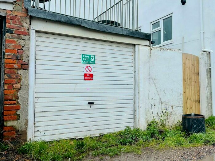 Garage / Parking To Rent In Arundel Street, Brighton, East Sussex, BN2