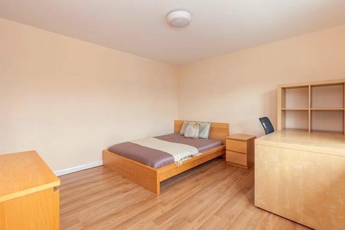 1 Bedroom House To Rent In Cowley Road, Oxford, OX4
