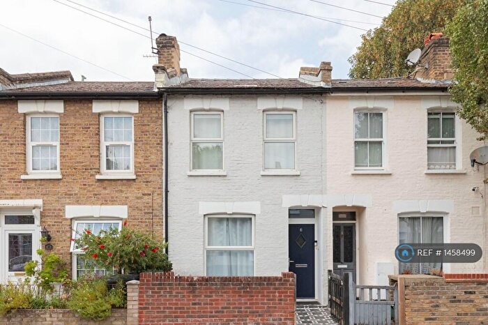 2 Bedroom Terraced House To Rent In Collingwood Road, London, N15