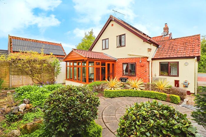 3 Bedroom Semi-Detached House For Sale In The Street, Eye, IP21