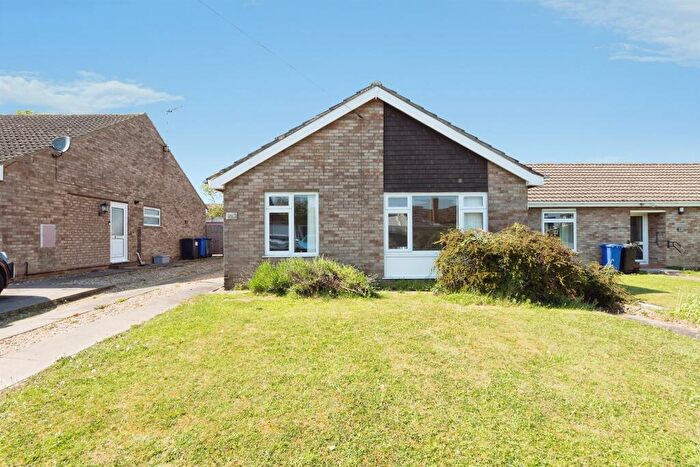 2 Bedroom Detached Bungalow For Sale In Mays Way, Potterspury, Towcester, NN12