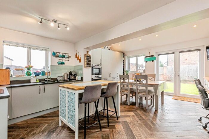 3 Bedroom Semi-Detached House For Sale In Pynne Road, Bristol, BS14