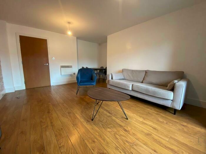 2 Bedroom Apartment To Rent In Arena Court, Clement Street, B1