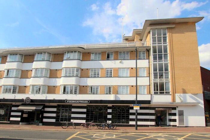 1 Bedroom Flat To Rent In Red Lion Street, Richmond, TW9