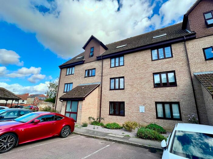 1 Bedroom Studio To Rent In Church Walk, Bourne, PE10