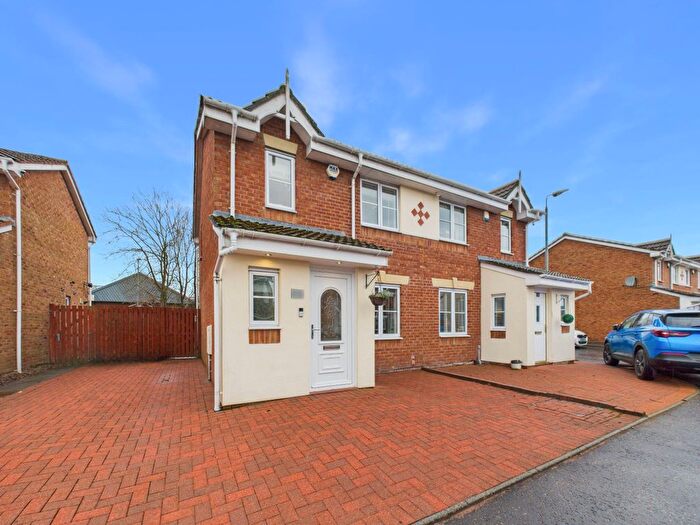 3 Bedroom Semi Detached House For Sale In Blair Atholl Grove, Hamilton, ML3