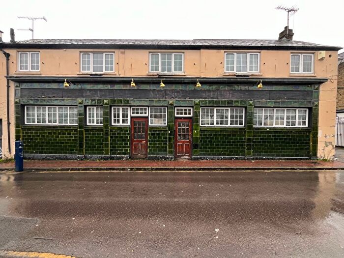 Pub Bar To Rent In Manor Road, Gravesend, DA12