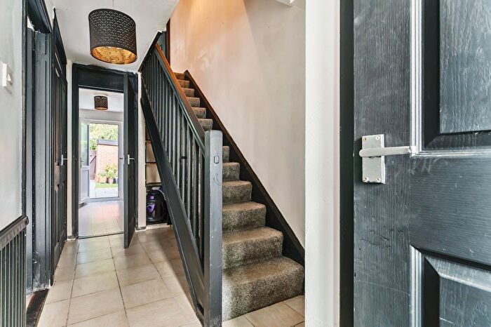 3 Bedroom Terraced House For Sale In Lane End, Buckinghamshire, HP14
