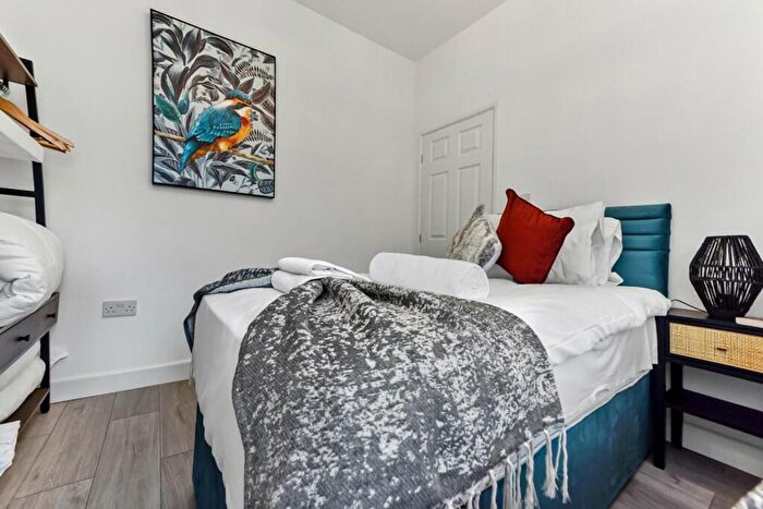 4 Bedroom House To Rent In Winchelsea Road, London, N17