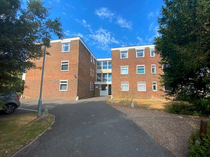 2 Bedroom Apartment To Rent In Clare Lodge, Sea Lane, Rustington, Littlehampton, BN16