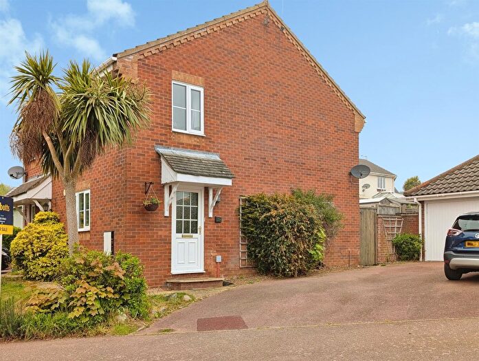 2 Bedroom Semi Detached House For Sale In Acorn Road, North Walsham, NR28