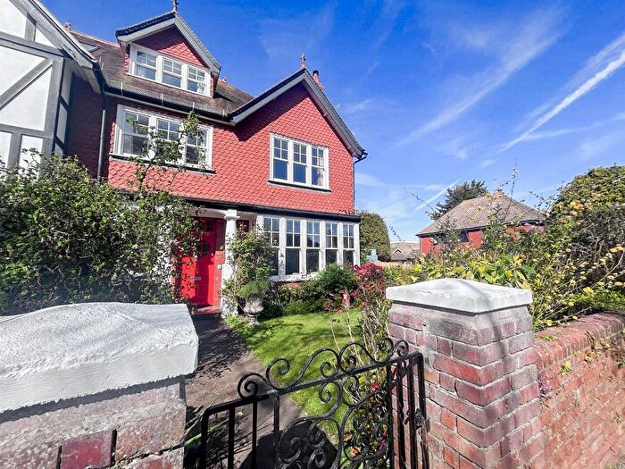 4 Bedroom Semi-Detached House For Sale In Sutherland Avenue, Bexhill, TN39