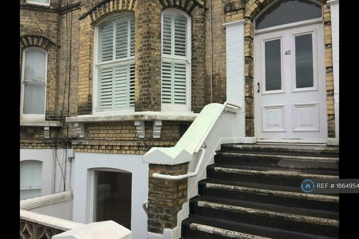 2 Bedroom Flat To Rent In Norton Rd, Hove, BN3