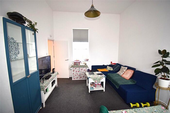 2 Bedroom Apartment To Rent In Midland House, Great North Road, Newark, Nottinghamshire, NG24