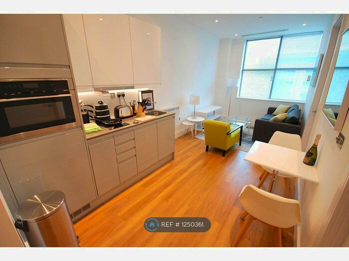 1 Bedroom Flat To Rent In Atria House, Slough SL1