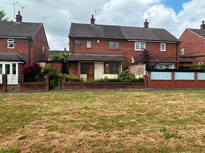 3 Bedroom Semi-Detached House To Rent In Dee Lane, Newcastle-Under-Lyme, ST5