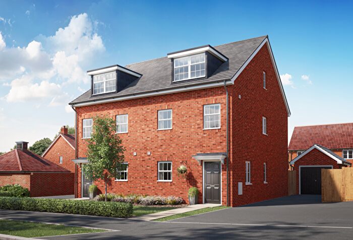 4 Bedroom Semi Detached House For Sale In Tillet Way, Norwich, Norfolk, NR13