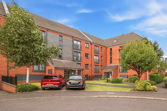 3 Bedroom Flat For Sale In / Craigend Circus, Anniesland, G13