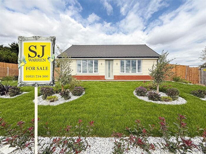 2 Bedroom Detached Bungalow For Sale In Lower Burnham Road, Latchingdon, CM3