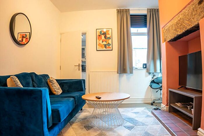 3 Bedroom Flat To Rent In Newsham Road, Lancaster, LA1