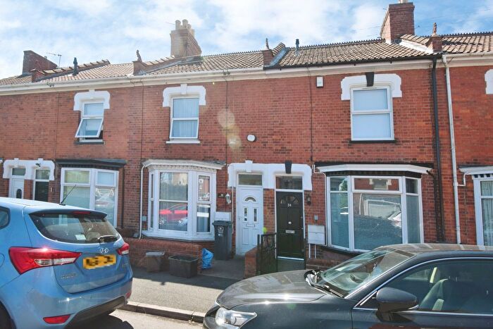 2 Bedroom Terraced House For Sale In Southgate Avenue, Bridgwater, TA6
