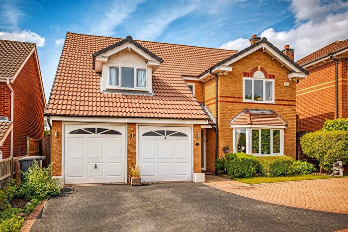 4 Bedroom Detached House For Sale In Pennycress Close, Littleover, Derby, DE23