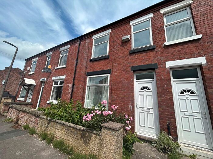 2 Bedroom House To Rent In Albion Street, Sale, M33