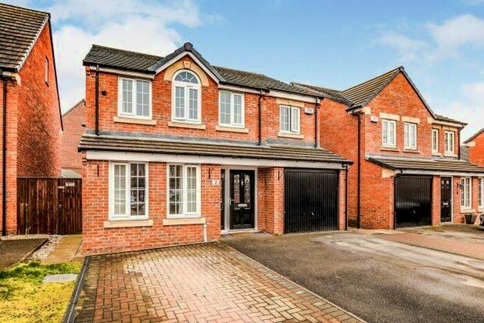 4 Bedroom Property To Rent In Duke Way, Wakefield, WF1