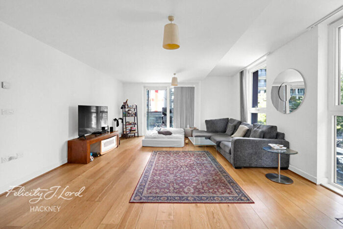 1 Bedroom Flat For Sale In Dalston Square, London, E8