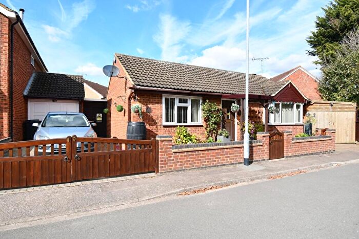 2 Bedroom Detached Bungalow For Sale In Mortimer Road, Kempston, Bedford, MK42