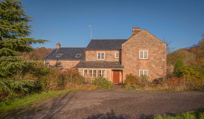 9 Bedroom Link Detached House For Sale In Lea Bridge, Matlock, DE4