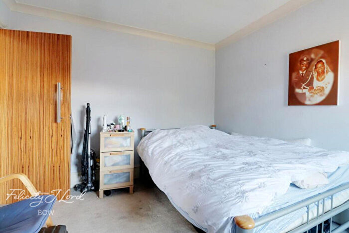 2 Bedroom Flat To Rent In Carnarvon Road, London, E15