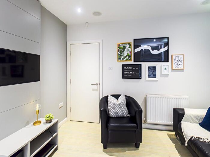 4 Bedroom Terraced House To Rent In Guildford Street, Stoke, ST4