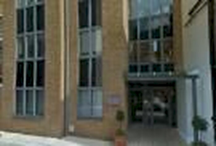 Garage / Parking To Rent In Three Oak Lane, London, SE1