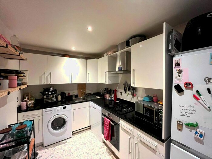 2 Bedroom Flat To Rent In Adys Road, East Dulwich/Peckham, SE15